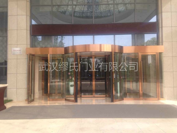 旋轉門-仙桃仙苑國際大酒店工程實例